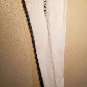 Levis 501 Original Fit Jeans Straight Leg Button Fly 100% Cotton Irregular